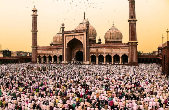 photo of crowd of people gathering near jama masjid delhi