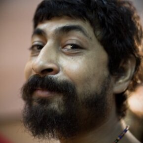 10399149_121390006500_7866672_n