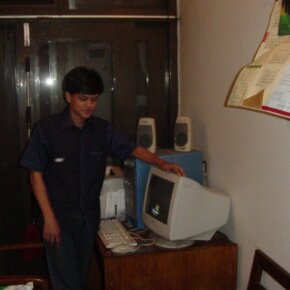 163236_473250156500_6207757_n