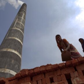 27206_385876066500_6176860_n-1