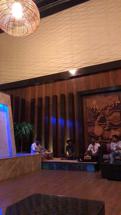 42788008_10156348626276501_3674185981600202752_n