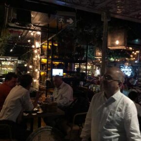 46007037_10156437321841501_8823114826130653184_n